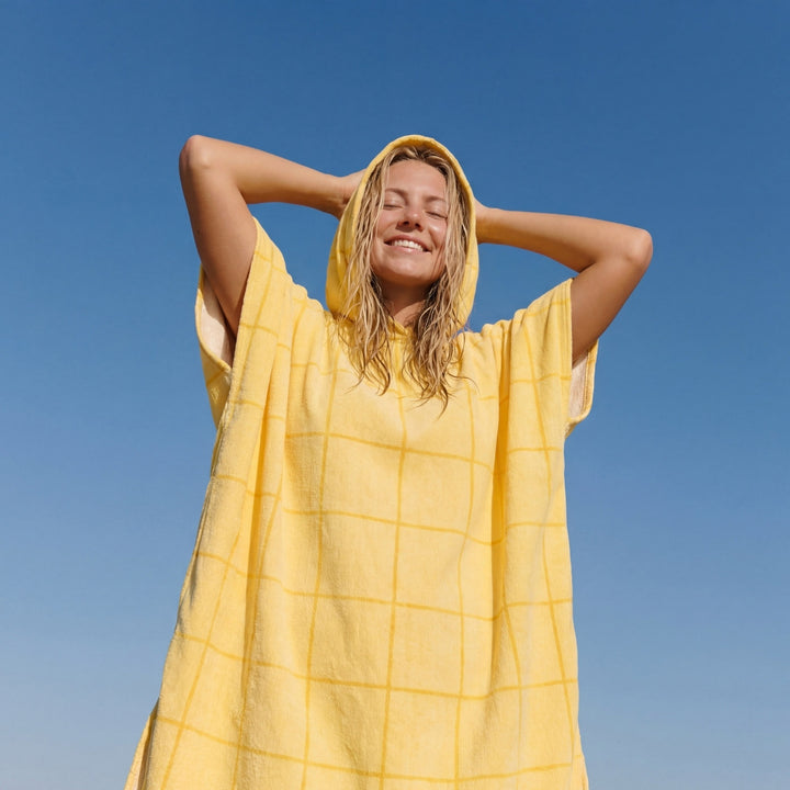 Gul Pool Badponcho