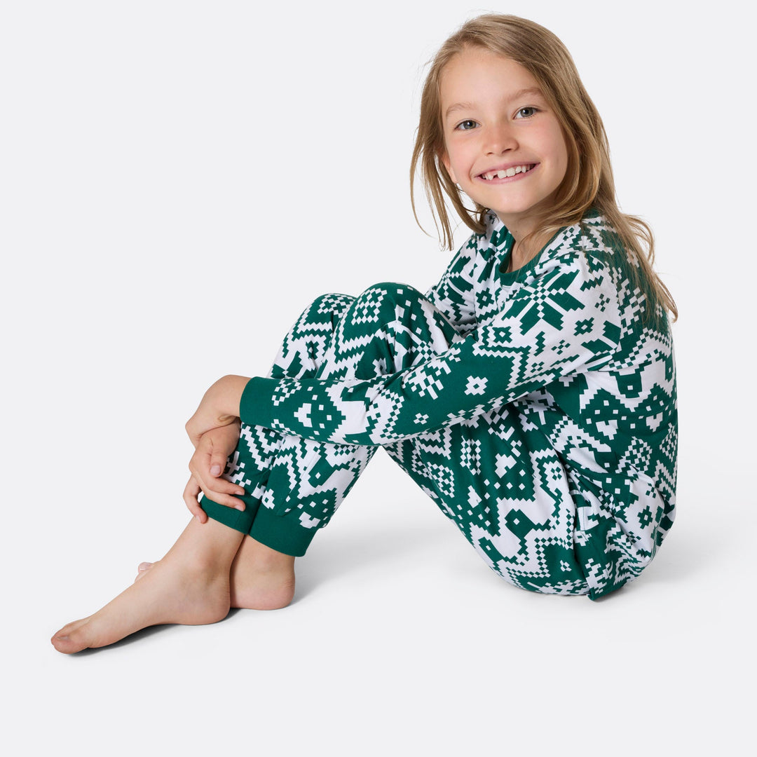 Julstickad Grön Julpyjamas Barn