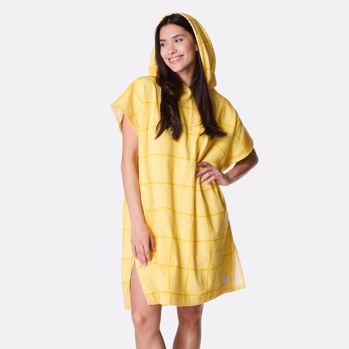 Gul Pool Badponcho